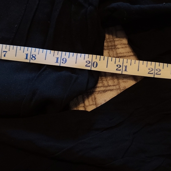 ❣️ Black Top [Youth/Teen Size]❣️BOGO - Picture 4 of 4